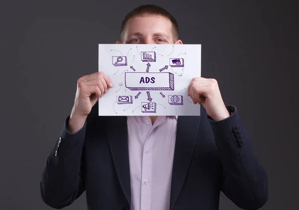 Convierte más prospectos en clientes con una campaña de Google Ads enfocada en servicios Convierte más prospectos en clientes con una campaña de Google Ads enfocada en servicios